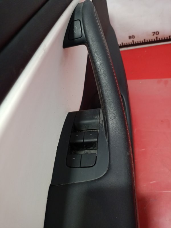Обшивка боковой двери передняя левая Tesla Model 3 Electro