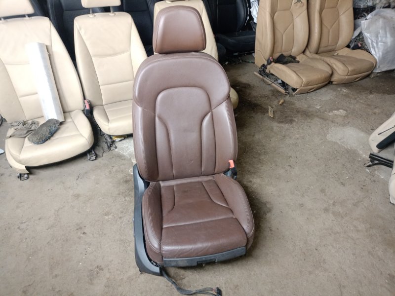 Сиденье переднее правое AUDI Q5 2013 8R 5N0881157 Б/У