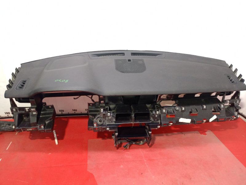 Торпедо переднее Land Rover Discovery Sport 2019 L550 LR083772 Б/У
