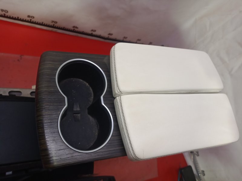 Подлокотник Model X 2016