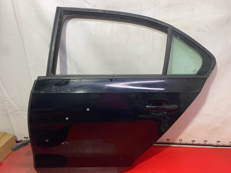 Дверь боковая задняя левая VolksWagen Jetta 2015 2.0L I-4 SOHC 5C6833055F Б/У