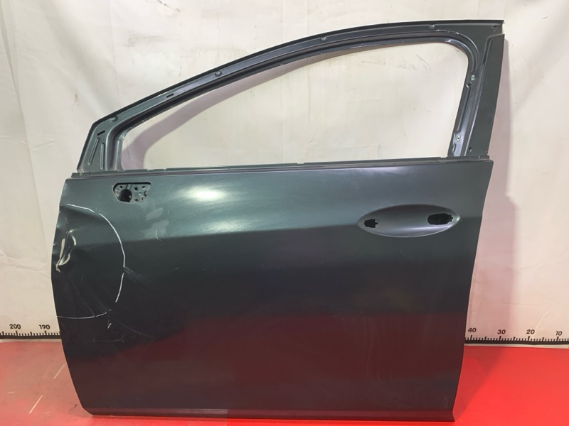 Накладка боковой двери передняя правая Chevrolet Cruze 2017 J400 1.4L 39054905 Б/У