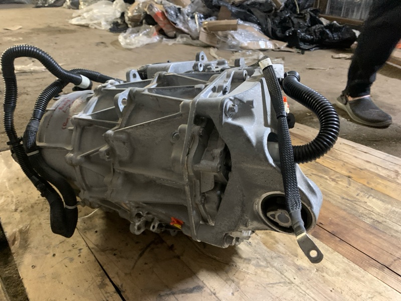 Двигатель задний Model 3 2021