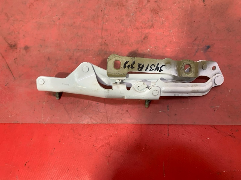 Петля двери багажника правая Tesla Model 3 2021 Electro 155148100B Б/У