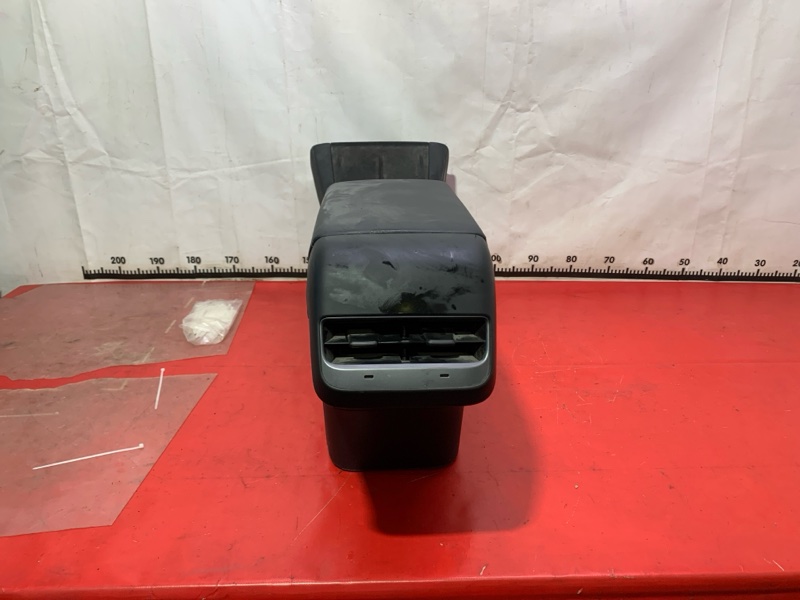 Консоль центральная Tesla Model 3 Electro