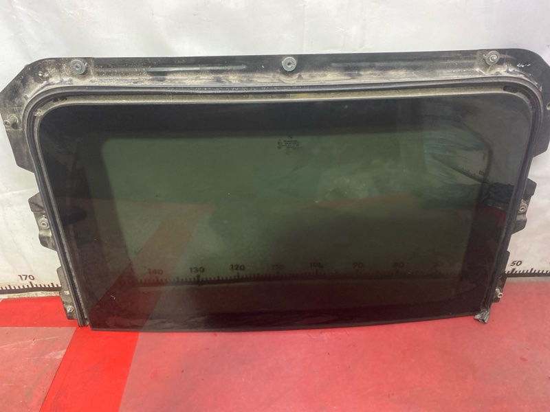 Стекло панорамной крыши BMW X3 2011 F25 3.0L N52 54107304487 Б/У