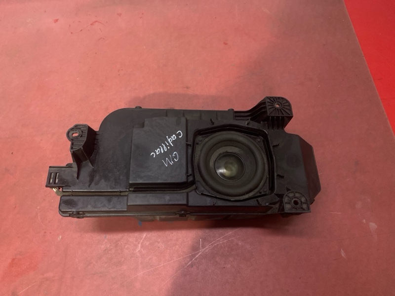 Сабвуфер Cadillac Escalade 2015 ESV (L86) ENGINE GAS 22818981 Б/У