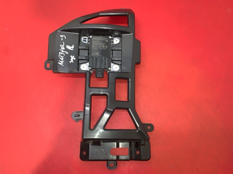 Датчик слепых зон Mazda Mazda3 2024 Skyactiv-G 2.5 PY-VPS PYZ8-02-300B VC8567Y30B Б/У