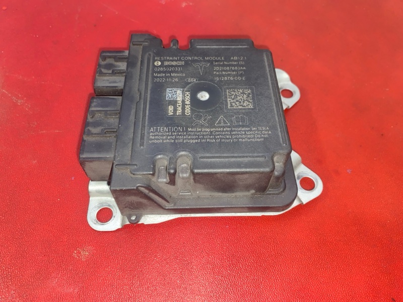 Блок управления SRS Tesla Model 3 2023 151287600E Б/У