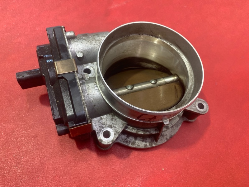 Дроссельная заслонка Escalade 2015 ESV (L86) ENGINE GAS