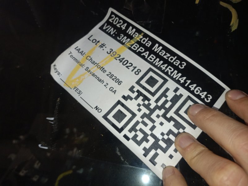 Стекло лобовое переднее Mazda3 2024 Skyactiv-G 2.5 PY-VPS PYZ8-02-300B