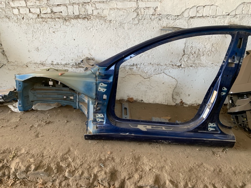 Четверть передняя передний левый Tesla Model 3 2023 1073679-S0-B Б/У