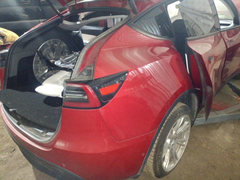 Четверть задняя задний правый Tesla Model Y 2020 1487422S0A Б/У