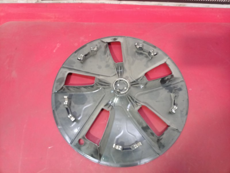Колпак колеса Tesla Model 3