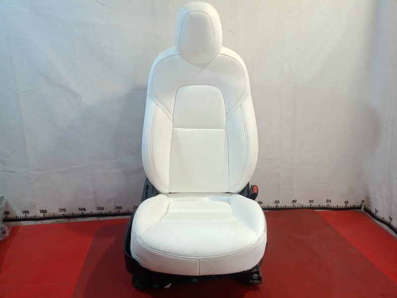 Сиденье переднее правое Tesla Model Y 2020 765432401B Б/У