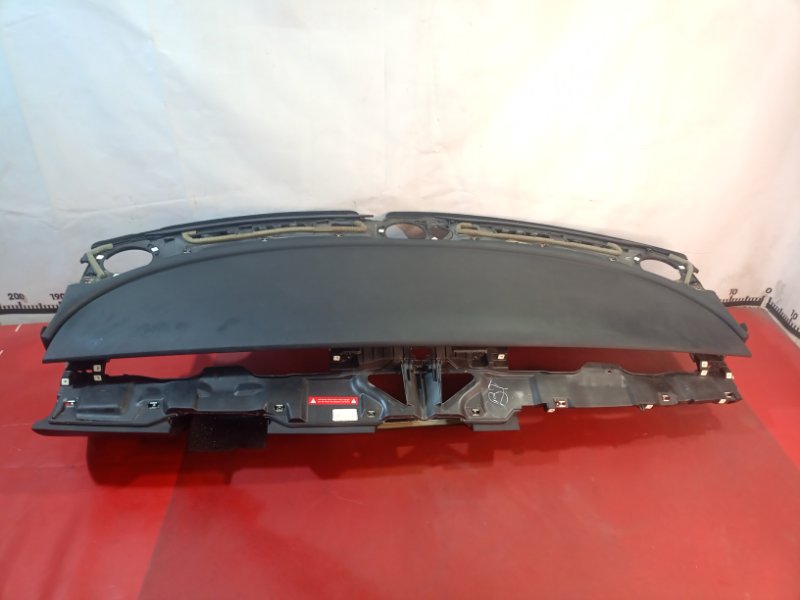 Торпедо Tesla Model Y 2020 1083401-05-J Б/У