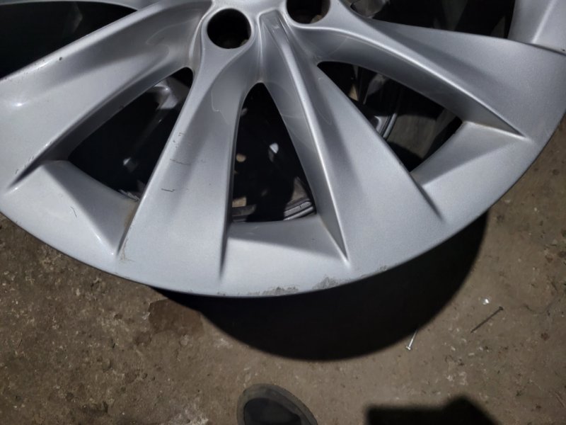 Колесный диск передний Model X 2016