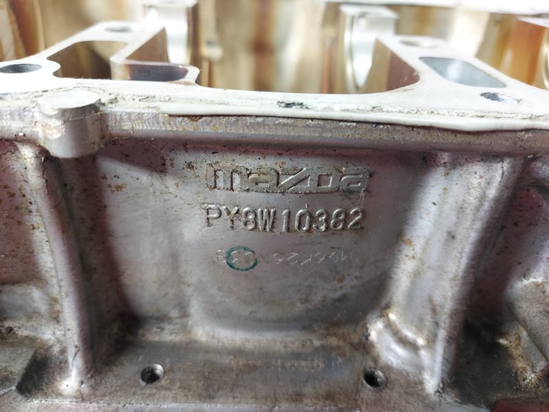 Запчасть Mazda CX-9 2.5L Запчасть Mazda CX-9 2.5L