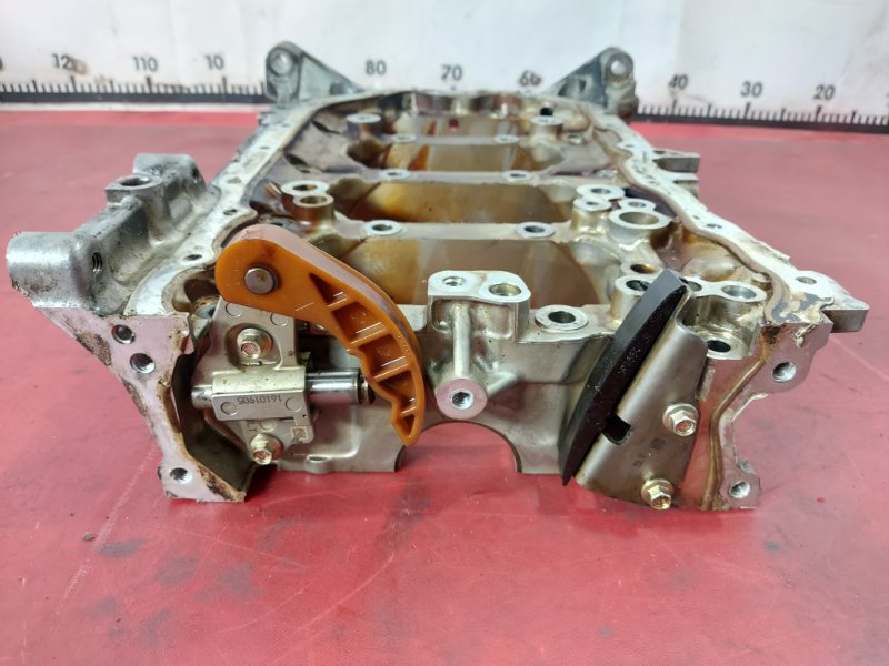 Запчасть CX-9 2017 2.5L Запчасть CX-9 2017 2.5L