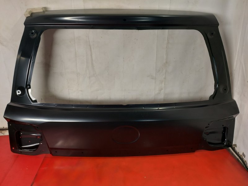 Дверь багажника Toyota Land Cruiser 200 6700560K11 новая