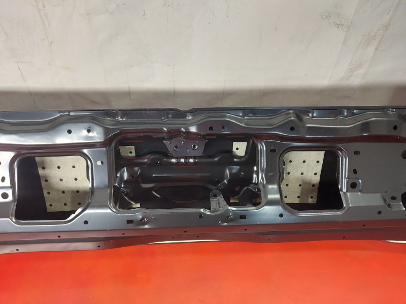 Дверь багажника Land Cruiser 200