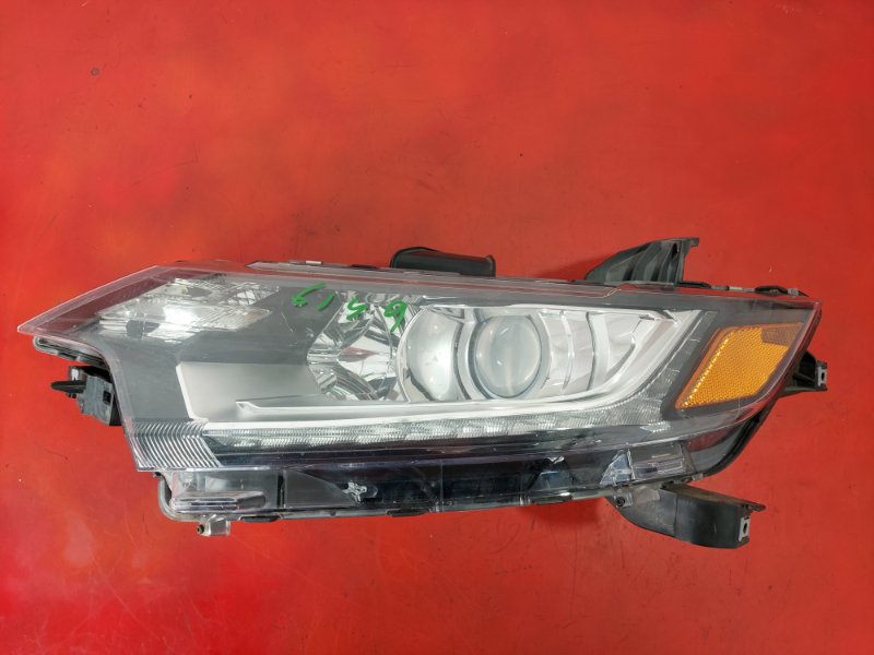 Фара ксеноновая левая Mitsubishi Outlander 2016 GF0W 8301D245 Б/У