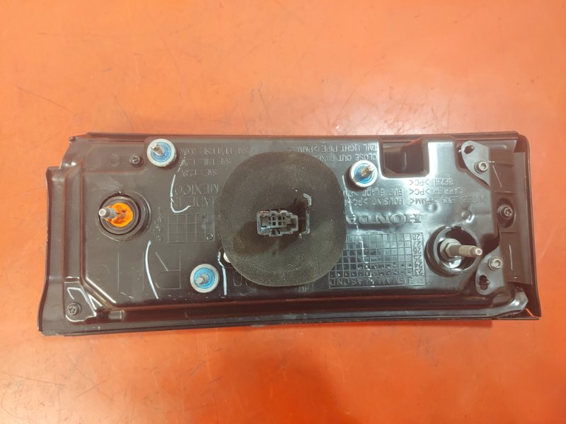 Фонарь заднего хода правый Honda PROLOGUE Electro Фонарь заднего хода правый Honda PROLOGUE Electro