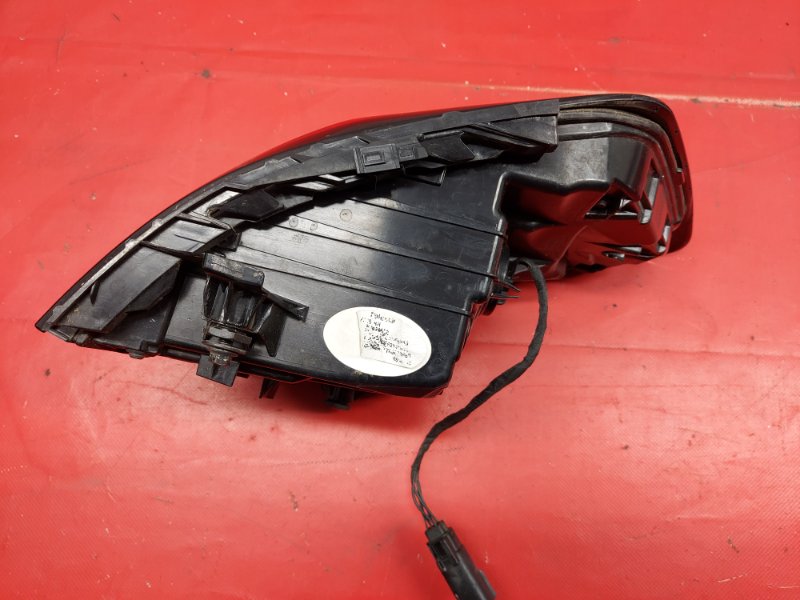 Фонарь заднего хода правый Polestar 2 2022 Фонарь заднего хода правый Polestar 2 2022