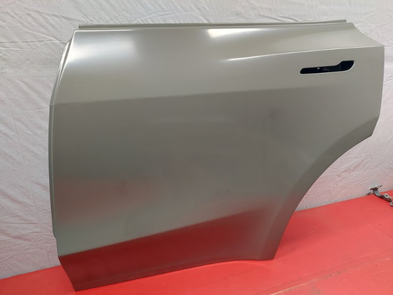 Дверь боковая задняя левая Tesla Model Y Дверь боковая задняя левая Tesla Model Y