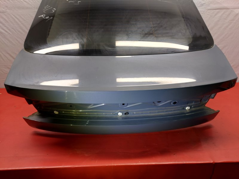 Крышка багажника Polestar 2 2022 Крышка багажника Polestar 2 2022