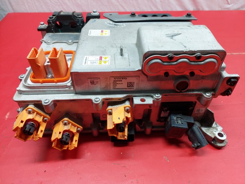 Инвертор передний Polestar 2 2022 Инвертор передний Polestar 2 2022