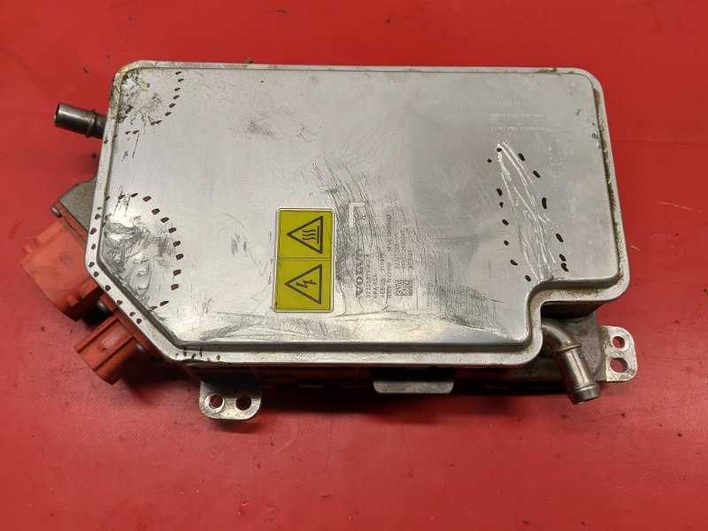 Запчасть инвертор Polestar Polestar 2 2022 32325329 Б/У Инвертор Polestar Polestar 2 2022 32325329 Б/У