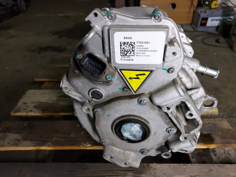 Двигатель Polestar 2 2022 Двигатель Polestar 2 2022