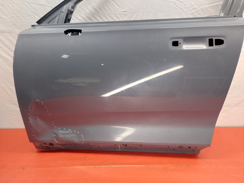 Дверь боковая передняя левая Polestar 2 2022 Дверь боковая передняя левая Polestar 2 2022