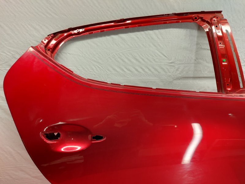 Дверь боковая задняя правая Mazda Mazda3 Hatchback BP Дверь боковая задняя правая Mazda Mazda3 Hatchback BP