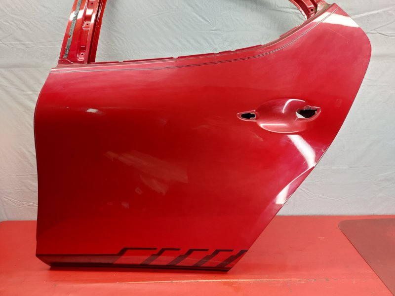 Дверь боковая задняя левая Mazda3 Hatchback 2020 BP Дверь боковая задняя левая Mazda3 Hatchback 2020 BP