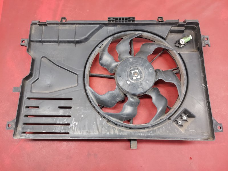 Запчасть диффузор радиатора Mazda Mazda3 Hatchback 2020 BP PAF215025 Б/У Диффузор радиатора Mazda Mazda3 Hatchback 2020 BP PAF215025 Б/У