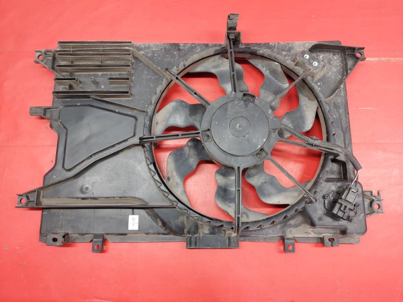 Диффузор радиатора Mazda3 Hatchback 2020 BP Диффузор радиатора Mazda3 Hatchback 2020 BP