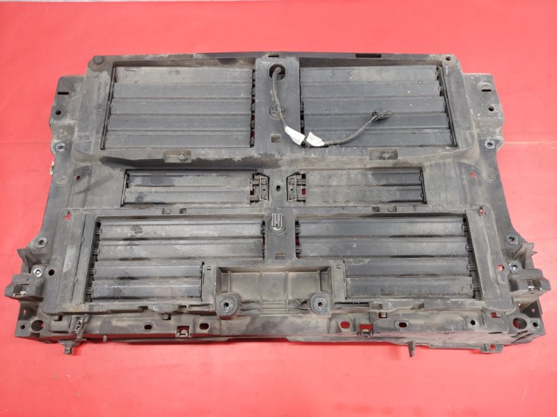 Запчасть жалюзи радиатора Mazda Mazda3 Hatchback 2020 BP BHCH53100A Б/У Жалюзи радиатора Mazda Mazda3 Hatchback 2020 BP BHCH53100A Б/У