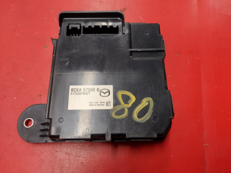 Запчасть блок комфорта Mazda Mazda3 Hatchback 2020 BP BCKA67560D Б/У Блок комфорта Mazda Mazda3 Hatchback 2020 BP BCKA67560D Б/У