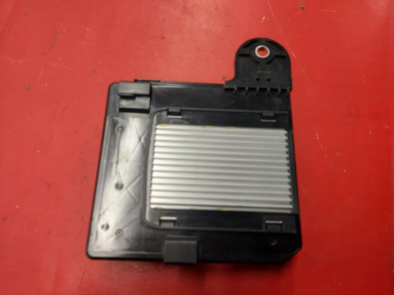 Блок комфорта Mazda3 Hatchback 2020 BP Блок комфорта Mazda3 Hatchback 2020 BP