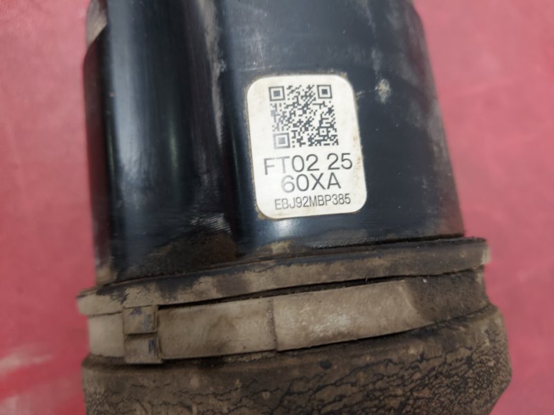 Полуось моста передний левый Mazda3 Hatchback 2020 BP Полуось моста передний левый Mazda3 Hatchback 2020 BP