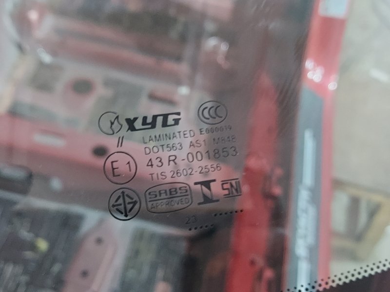 Стекло лобовое Mazda3 Hatchback 2020 BP Стекло лобовое Mazda3 Hatchback 2020 BP