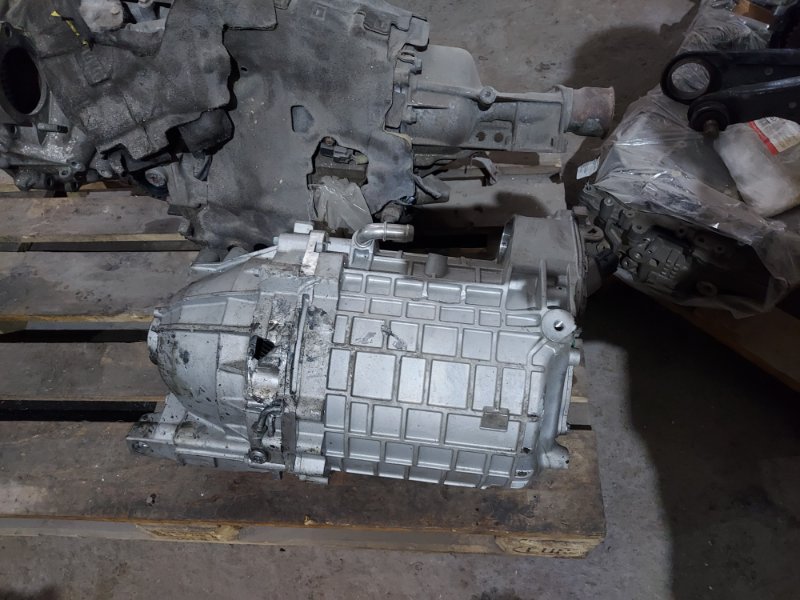 Запчасть двигатель Polestar Polestar 2 2022 32335805 Б/У Двигатель Polestar Polestar 2 2022 32335805 Б/У