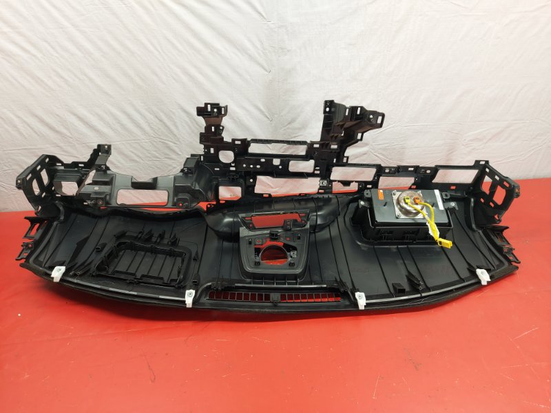 Торпедо Mazda3 Hatchback 2020 BP Торпедо Mazda3 Hatchback 2020 BP