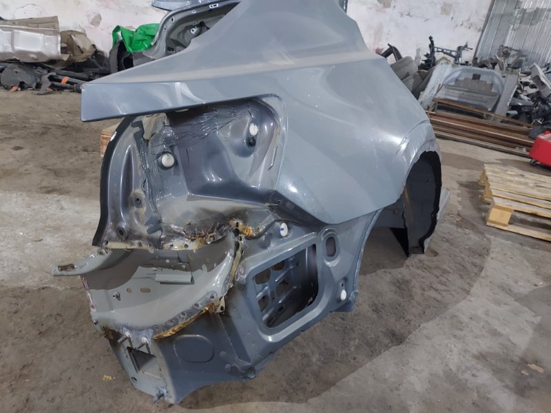 Четверть задняя задний правый Polestar 2 2022 Четверть задняя задний правый Polestar 2 2022