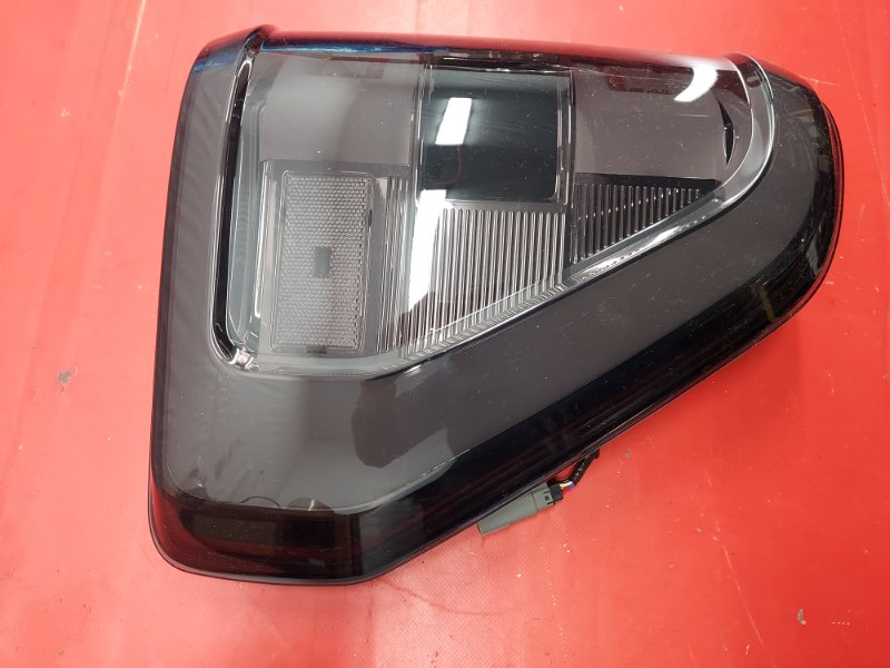 Фонарь заднего хода задний левый FORD Ranger T8 2.3L Фонарь заднего хода задний левый FORD Ranger T8 2.3L