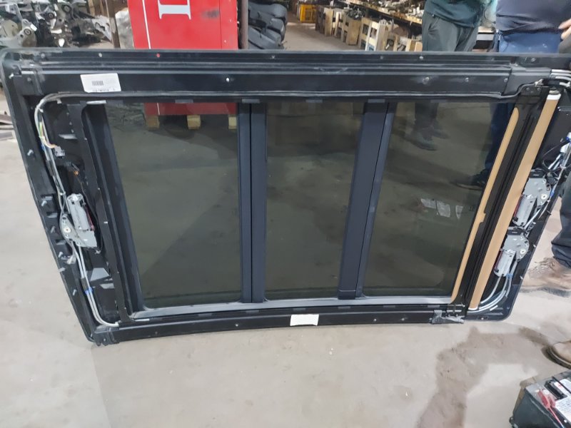 Стекло панорамной крыши Cayenne 957 2008 957 M4801