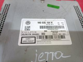 Магнитола VolksWagen Jetta 2.0L I-4 SOHC