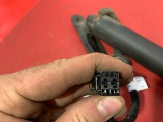 Амортизатор двери багажника левый ATLAS 2017 3CN 3.6 CDVC Амортизатор двери багажника левый ATLAS 2017 3CN 3.6 CDVC